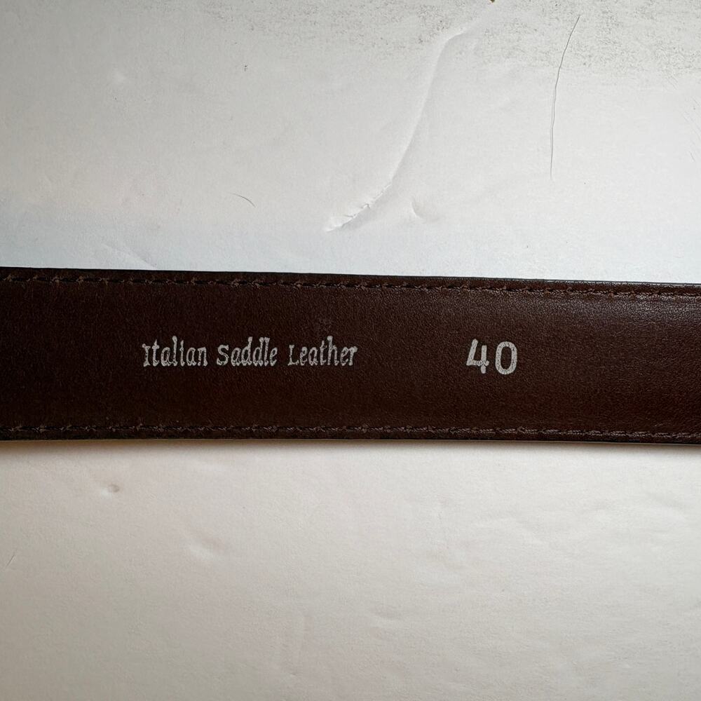 Embossed Alligator Brown Leather Belt w Silver Toned Bass Fishing Emblems 40 L - Picture 7 of 10